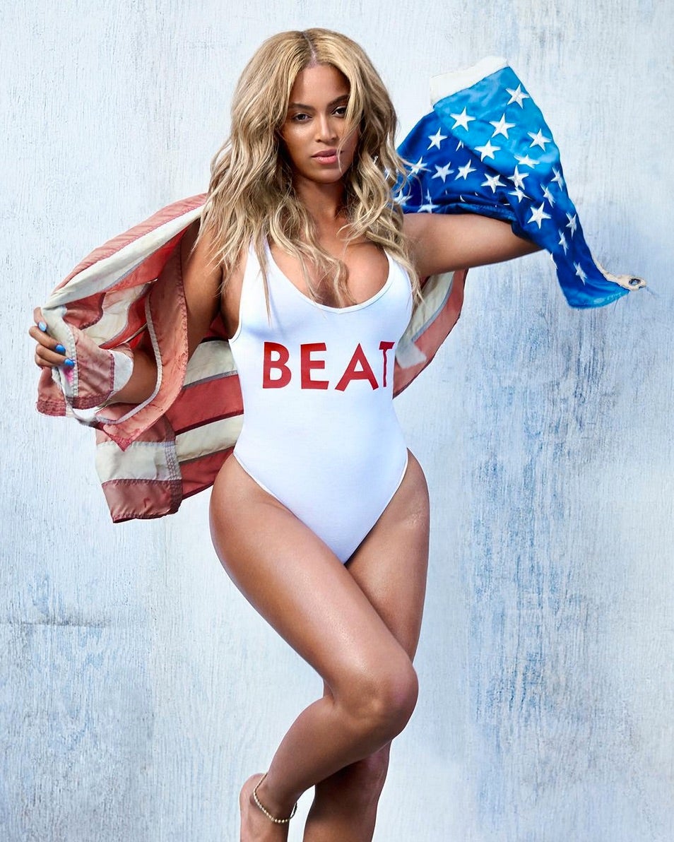 Beyonce's Swimsuit Game is Seriously on Another Level |
